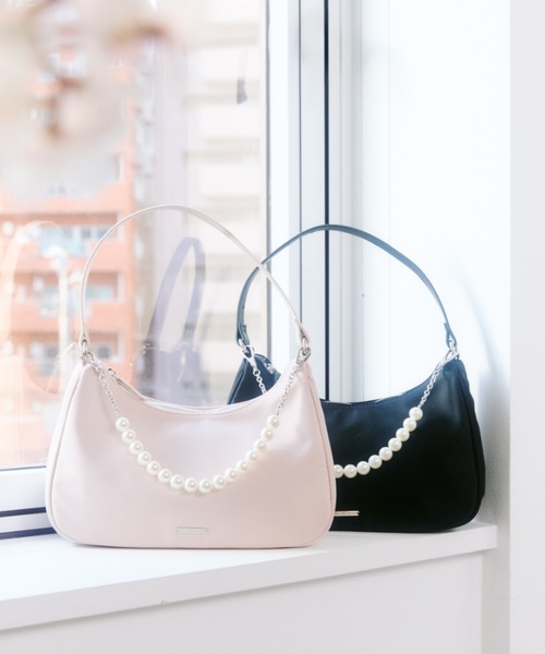 お値下げ【新品タグ付】ジルスチュアート☆ハーフムーンショルダーバッグ JILL by JILL STUART（ジルバイジルスチュアート） ハンドバッグ ワン