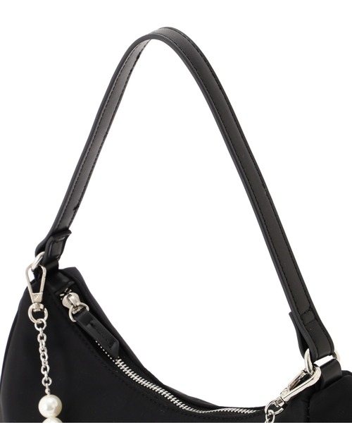 お値下げ【新品タグ付】ジルスチュアート☆ハーフムーンショルダーバッグ JILL by JILL STUART（ジルバイジルスチュアート） ハンドバッグ ワン
