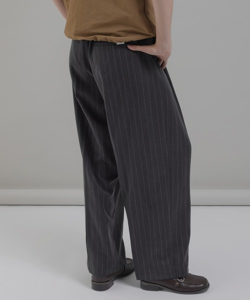 「MUHET」 スラックス SMALL チャコールグレー レディース_画像2