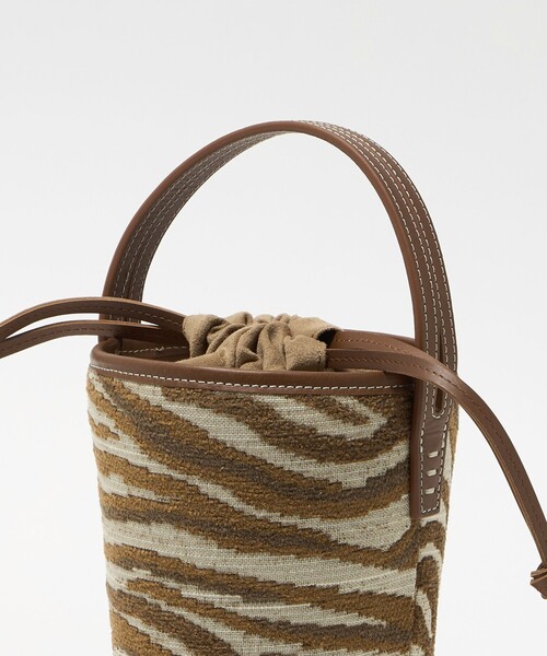 ハンドバッグ 「A VACATION」BONBON ZEBRA バケットバッグの画像