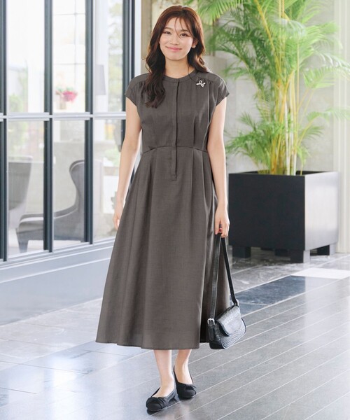 Tiaclasse ワンピース 「洗える」リネンライクフレンチスリーブ