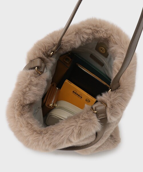 INDIVI（インディヴィ） トートバッグ 「フェイクファー」ウィンター