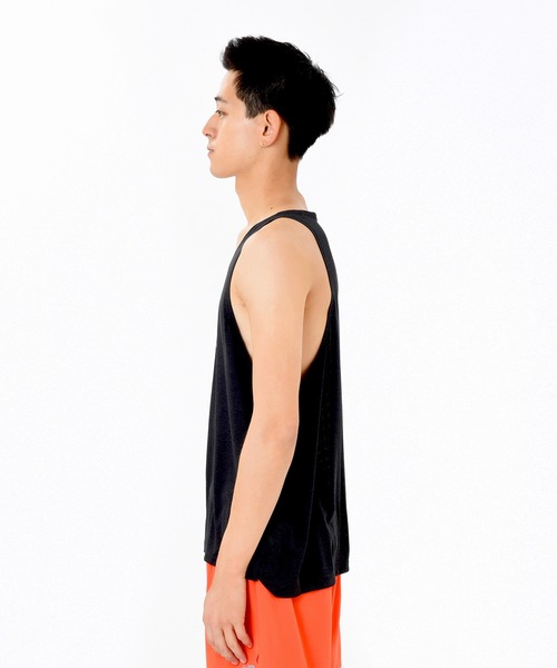 New Balance タンクトップ Athletics グラフィックシングレット