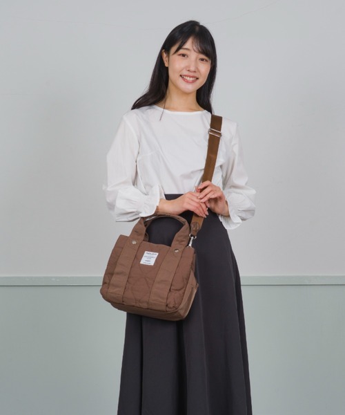 Jolie Joli ハンドバッグ Jolie Joli ハンドバッグ 「Jolie Joli/ジョリージョリ
