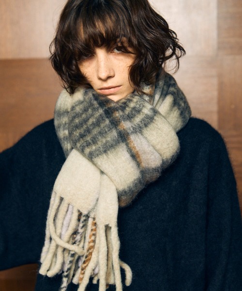 メゾンスペシャル　シャギー　ストールmaisonspecial ニットマフラー MAISON SPECIAL(メゾンスペシャル)｜Shaggy knit Muffler/シャギー
