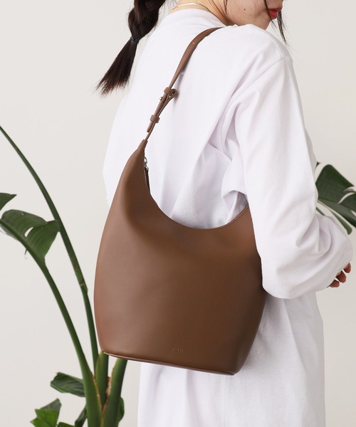 ROH SEOUL ハンドバッグ SEOUL/ローソウル MEDIUM AROUND HOBO
