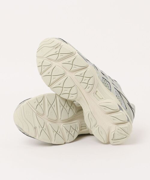 ASICS（アシックス） スニーカー 「ASICS for emmi」GEL-CUMULUS 16