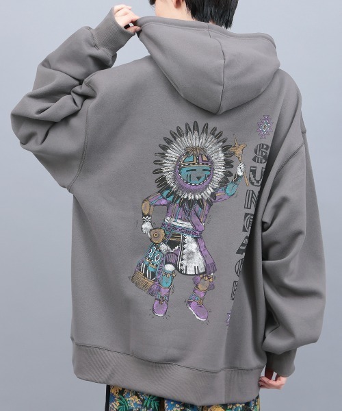 チチカカ（TITICACA） パーカー 裏起毛サンフェイスプリントプル
