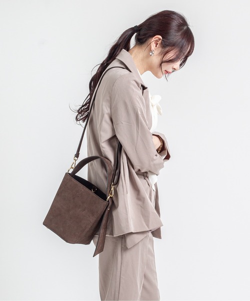 Aulentti バッグ AULENTTI（オウレンティ） ショルダーバッグ バッグ 「AULENTTI