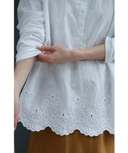 tシャツ 異素材合わせの白花レリーフ刺繍カットソートップス レディース