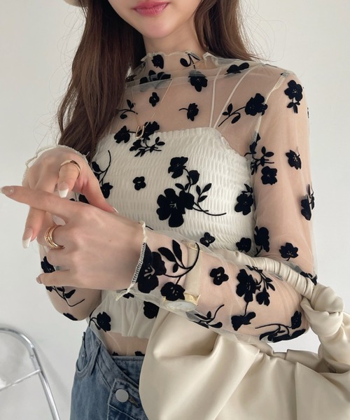 【新品未使用】POPPY フラワープリント　シースルートップ Blurred pink flowers see-through tops (Round neck) – POPPY
