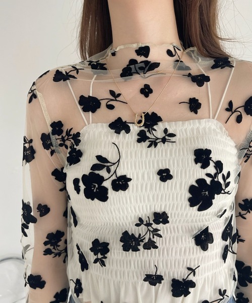 Ada. tシャツ フロッキー フラワー プリント シアートップス