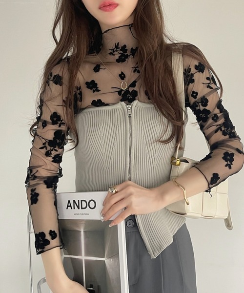 Ada. tシャツ フロッキー フラワー プリント シアートップス