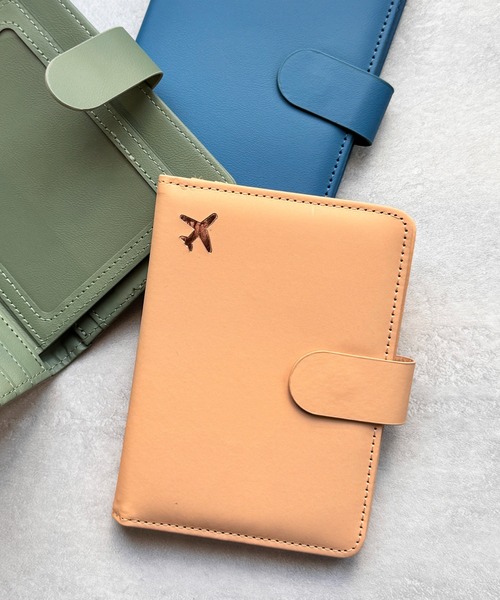 CALIFORNIA OUTFITTERS パスポートケース 3-3A22 飛行機 モチーフ