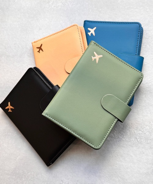 CALIFORNIA OUTFITTERS パスポートケース 3-3A22 飛行機 モチーフ