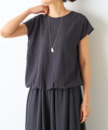BEARDSLEY 新品値札付き❗豪華刺繍チェックブラウス　¥27500 BEARDSLEY ギンガムフロント刺繍カットソー ブラック ビアズリー