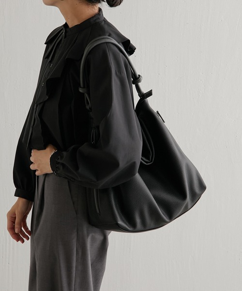 ear PAPILLONNER ブラックトートバッグ ear PAPILLONNER 「ear PAPILLONNER」 トートバッグ FREE