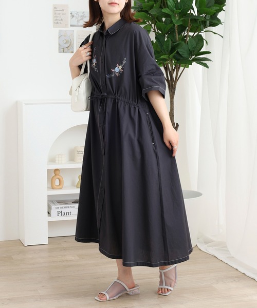 Emago（イマゴ） ワンピース 半袖 配色ステッチ花刺繍ワンピース