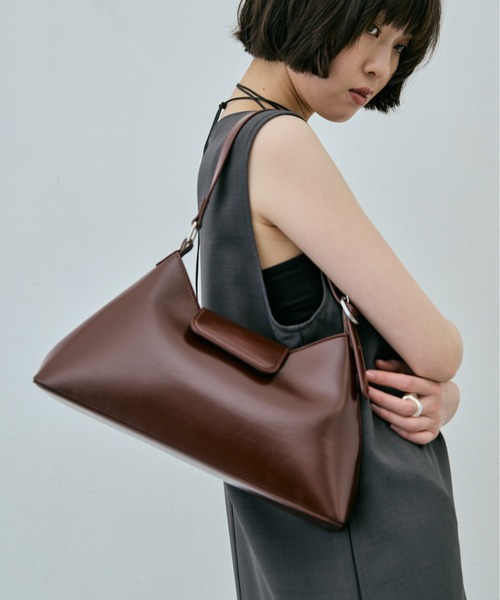 AIC. ハンドバッグ フェイクレザーハンドバッグ : ZOZOTOWN Yahoo!店