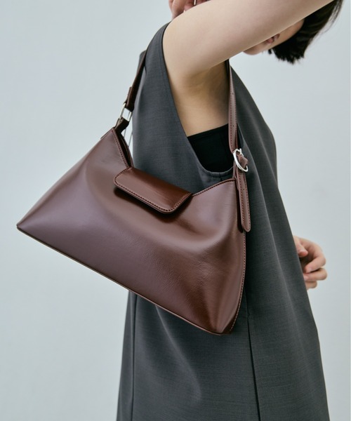 AIC. ハンドバッグ フェイクレザーハンドバッグ : ZOZOTOWN Yahoo!店