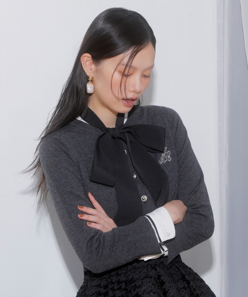 AND COUTURE（アンドクチュール） カーディガン 刺繍クルーネック