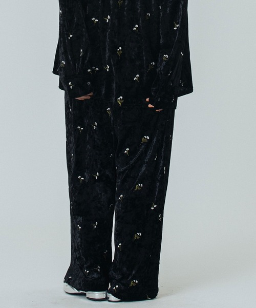 ROSE BUD（ローズバッド） パンツ EMBROIDERY VELOUR PANTS レディース