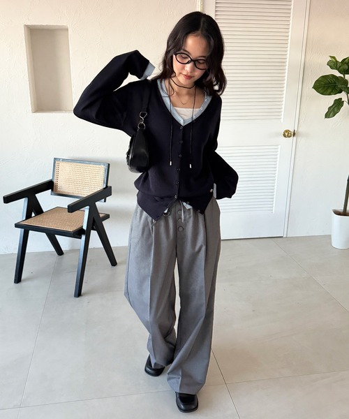 MUHET（ミュエータ） スラックス パンツ covered-button easy slacks