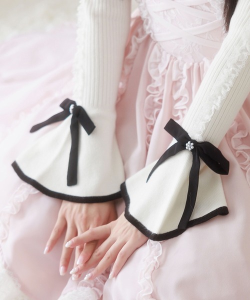 mellfy memory（メルフィーメモリー） ニット セーター Flare sleeve