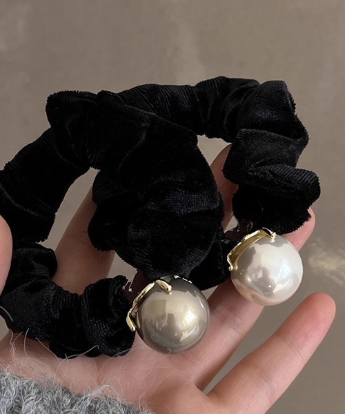 L LABEL（エルラベル） シュシュ パールモチーフ付ベロアシュシュ