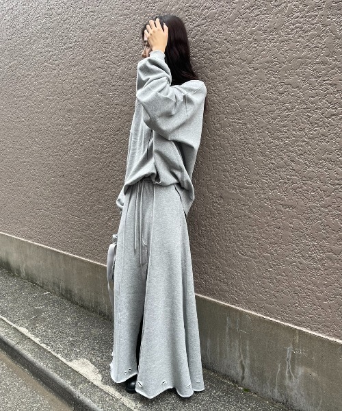 AIC. トレーナー スウェット ダメージ加工オーバーサイズスウェット