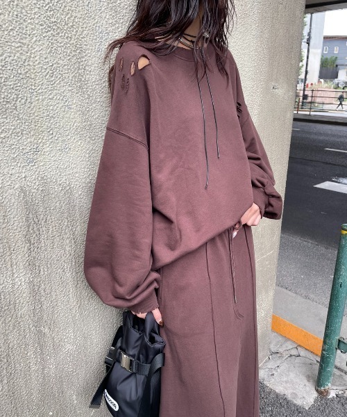 AIC. トレーナー スウェット ダメージ加工オーバーサイズスウェット