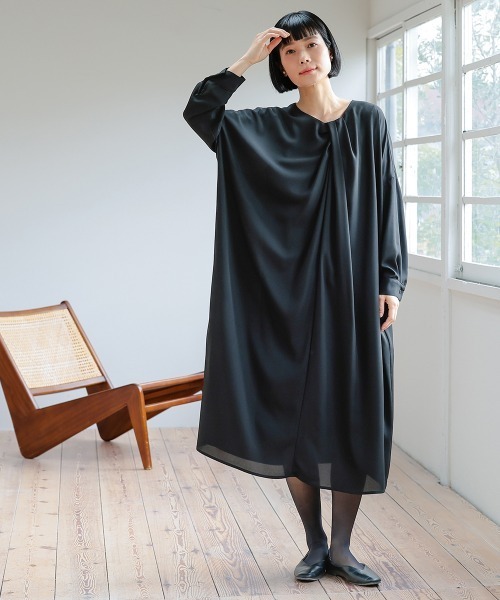 ✨未使用級✨ONLY　3ピース　シルク混　ブラック　スーツ　セレモニー　170A Neina 喪服 セレモニースーツ セットアップ 「喪服・礼服」日本製生地
