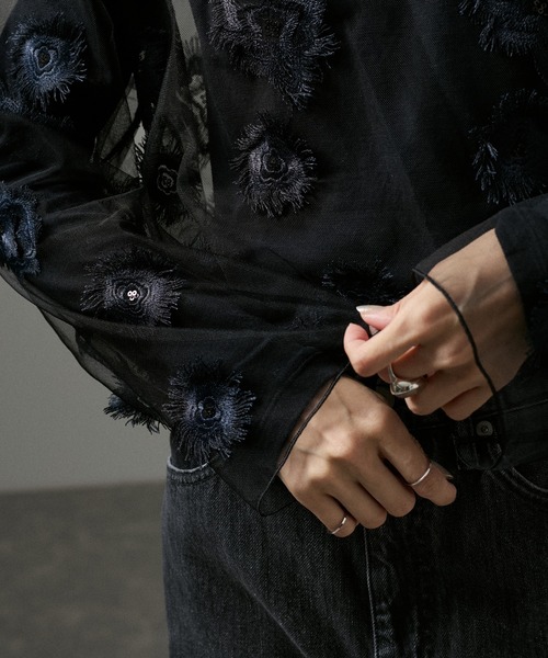 「SALON adam et rope'」 長袖カットソー FREE ゴールド レディースの画像