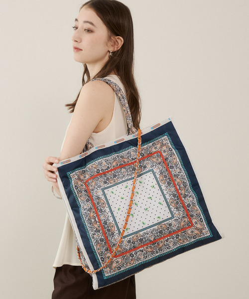 LeSportsac（レスポートサック） トートバッグ LG CHAIN TOTE