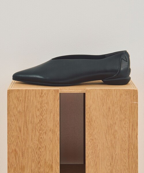 SHISEI ポインテッドスリットパンプス 38 SHISEI（シーセイ） パンプス 「SHISEI/シーセイ」POINTED SLIT PUMPS