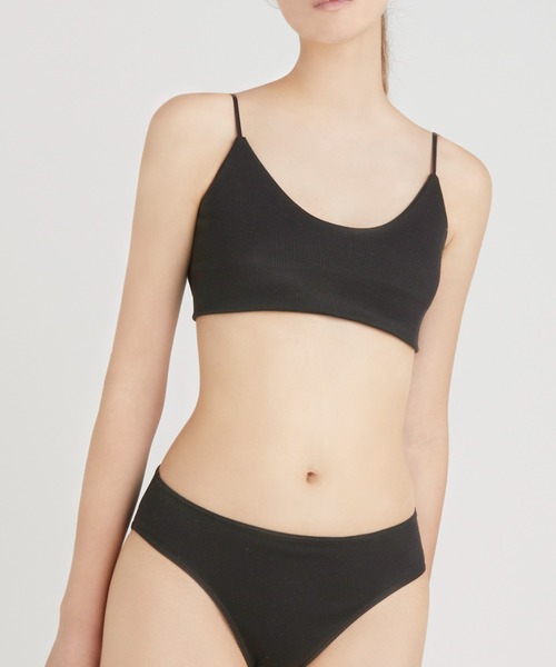 【関税込み】NUE ブラック Rosie ブラ ニッセン ブラジャー S M L LL 楽して きれいな谷間をつくる 脇