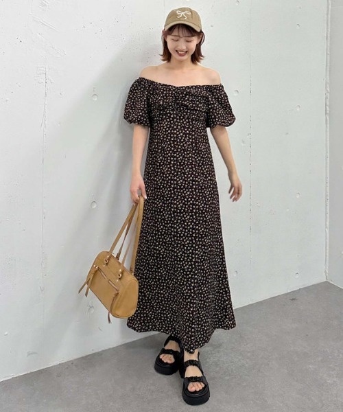 ワンピース akiho archives ワンピース 小花柄2wayオフショルワンピース