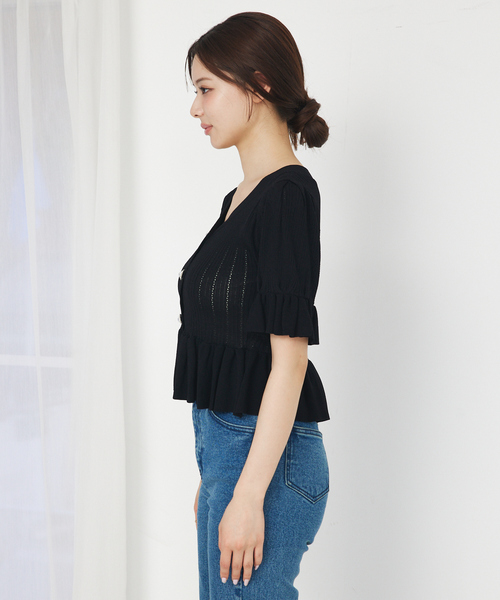 SELFIST（セルフィスト） ニット セーター ビジューボタン付きペプラム