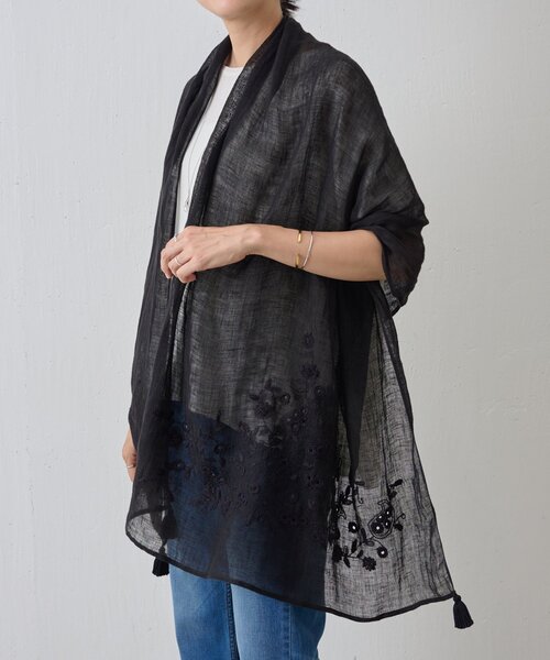 フェザー100のストールです。 BEARDSLEY ストール マフラー 「CITRUS」フラワー刺繍タッセル