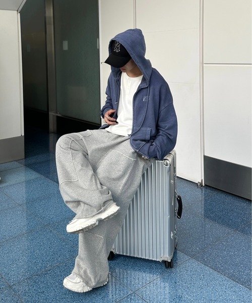 ADAMASTEピグメントダブルジップフーディ ADAMASTE（アダマスト）の「pigment double zip hoodie