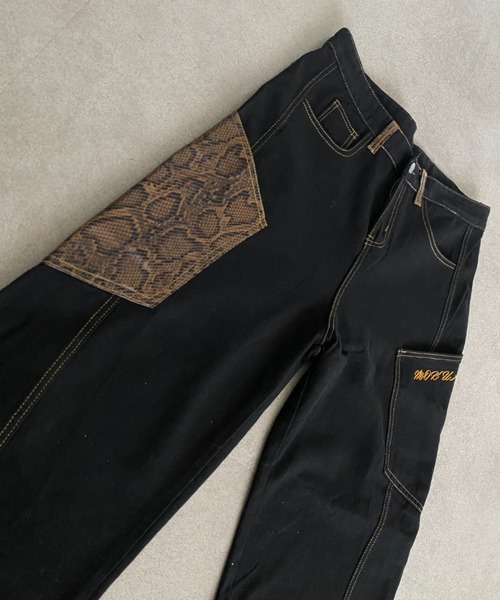 lilful ジーンズ スネーク柄フェイクレザーポケットワイドバギー