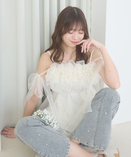 morph8neフリル付きホワイトキャミソール JUMELLE（ジュメロ）の「フリルカップ付きキャミ（キャミソール）」 - WEAR