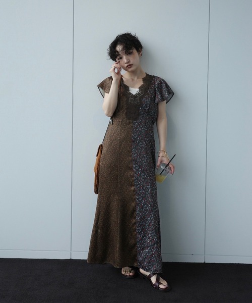 ドレス LOUISE PATTERN DOCKING DRESS