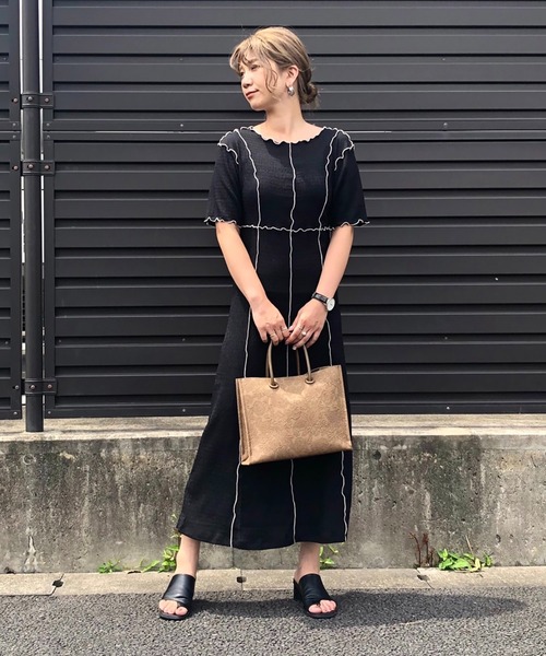 お得爆買い ワンピース ◇配色メローシャーリングカットソーワンピース ZOZOTOWN PayPayモール店 - 通販 - PayPayモール 特価低価