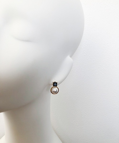 ビジューピアス♡ SAORIさんご着用【Tiny Motif】K10ダイヤモンドシューピアス