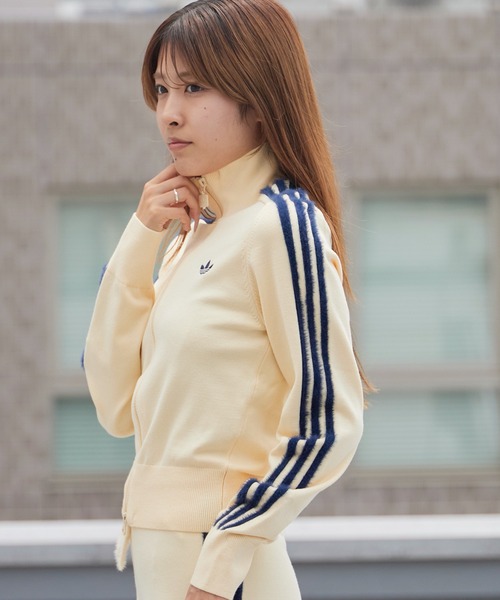 adidasトラックジャケット ファイヤーバード（色：ホワイト系）の商品