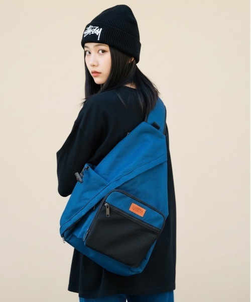 UNIVERSAL OVERALL（ユニバーサルオーバーオール） ショルダーバッグ