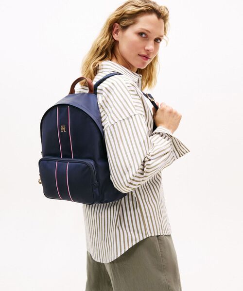TOMMY HILFIGER（トミー・ヒルフィガー） デイバック リュック 