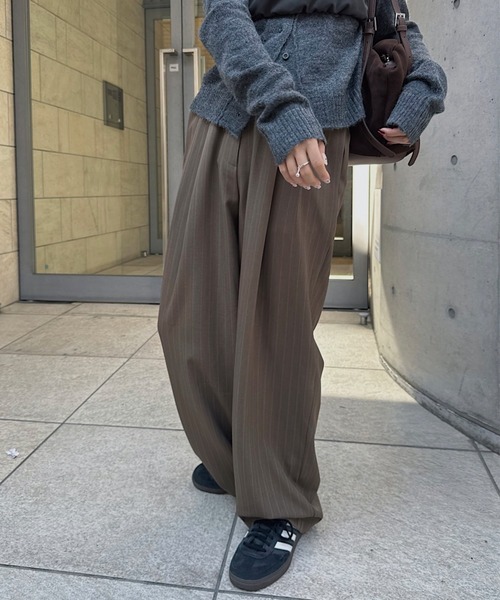 nananamoe（ナナナモエ） スラックス パンツ tapered tuck stripe