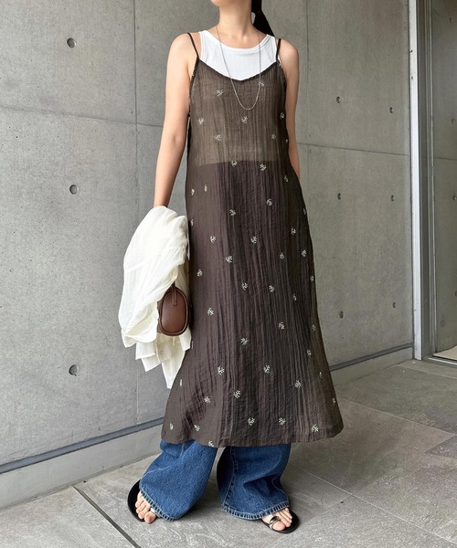 【美品】ANDREA&Co. 紫陽花柄 シアーフラワーキャミワンピース　完売品 andme（アンドミー） ワンピース 「新色追加」小花柄シアー